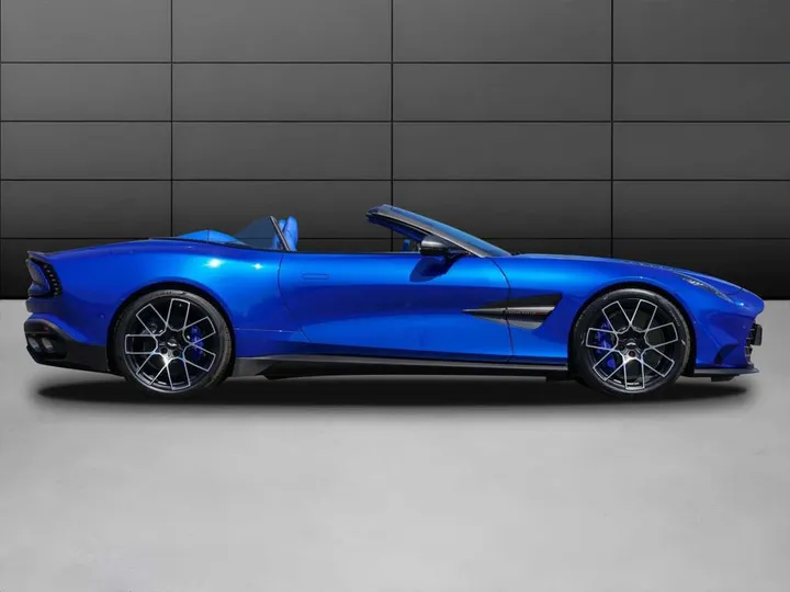 Aston Martin Vanquish
