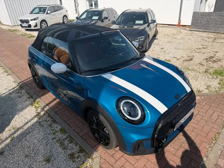 MINI Cooper Cabrio