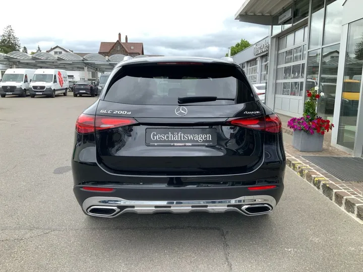 Mercedes-Benz GLC 200