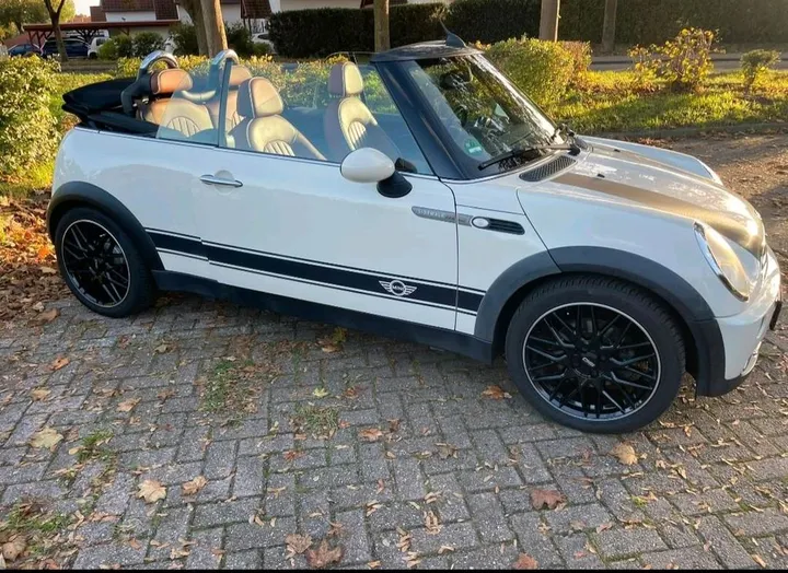 MINI Cooper Cabrio