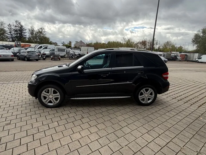 Mercedes-Benz ML 320