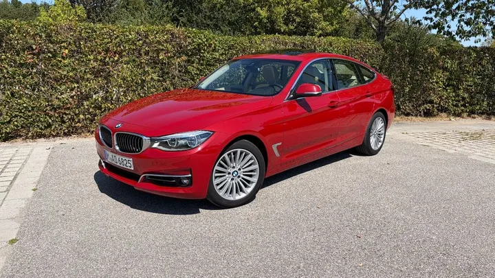 BMW 330 Gran Turismo
