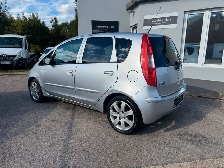 Mitsubishi Colt