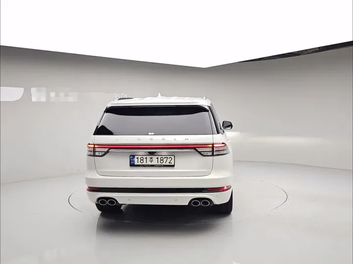 Lincoln Aviator