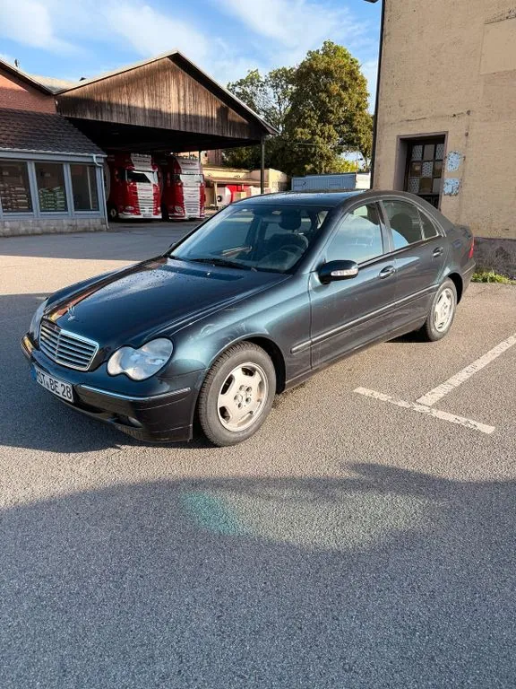 Mercedes-Benz C 200