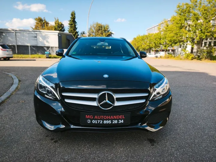 Mercedes-Benz C 220