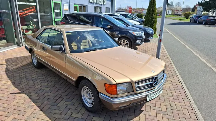 Mercedes-Benz 380