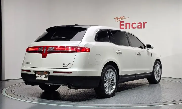 Lincoln MKT