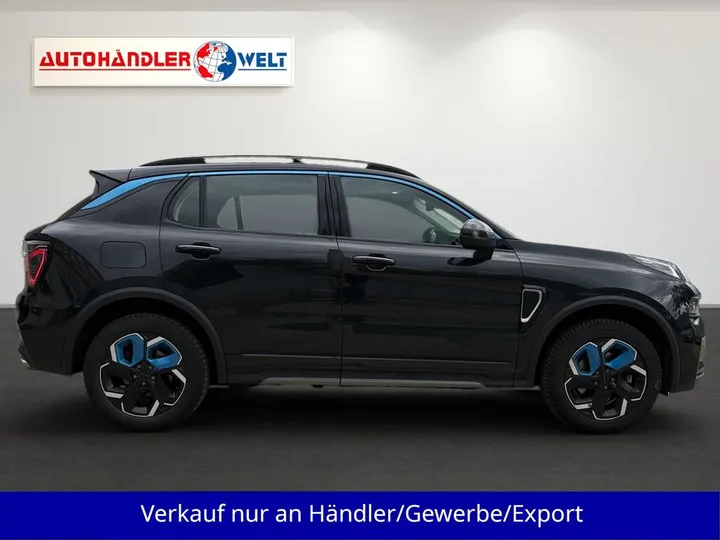 Lynk&Co 01