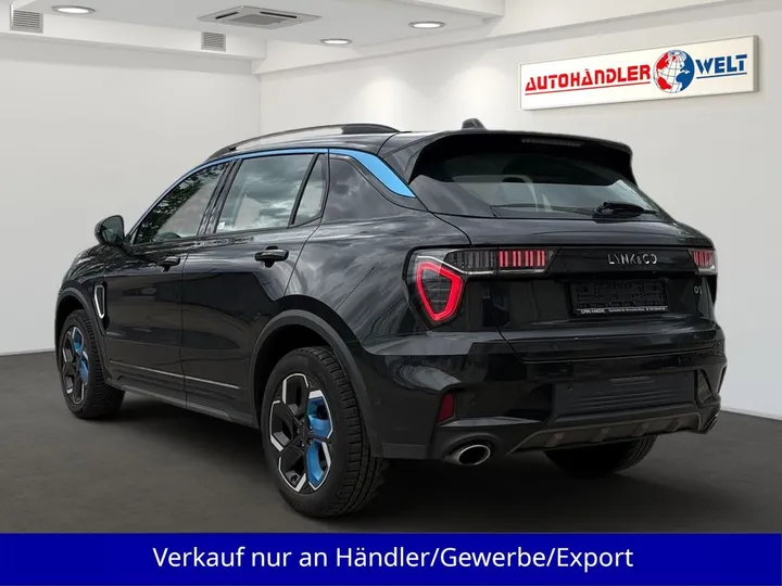 Lynk&Co 01