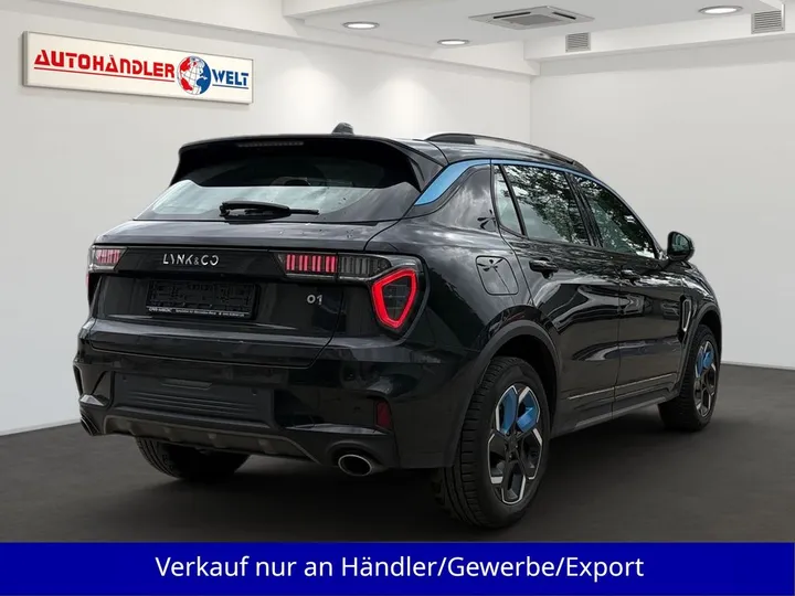 Lynk&Co 01
