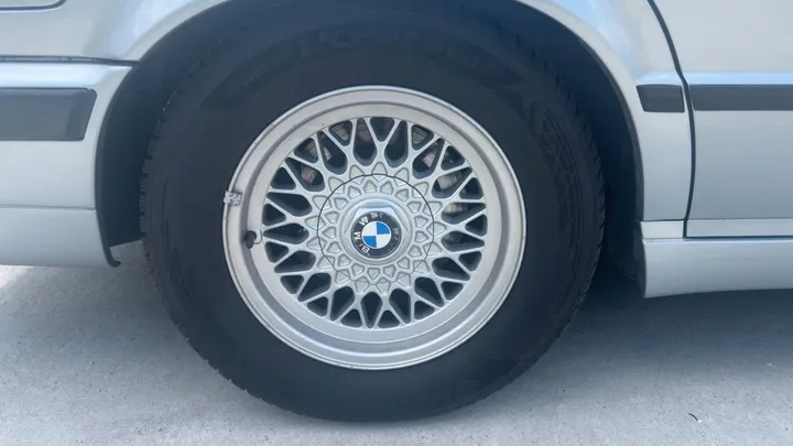 BMW 525