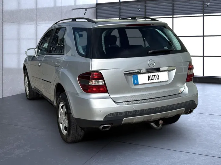 Mercedes-Benz ML 280