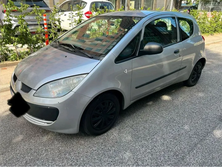 Mitsubishi Colt