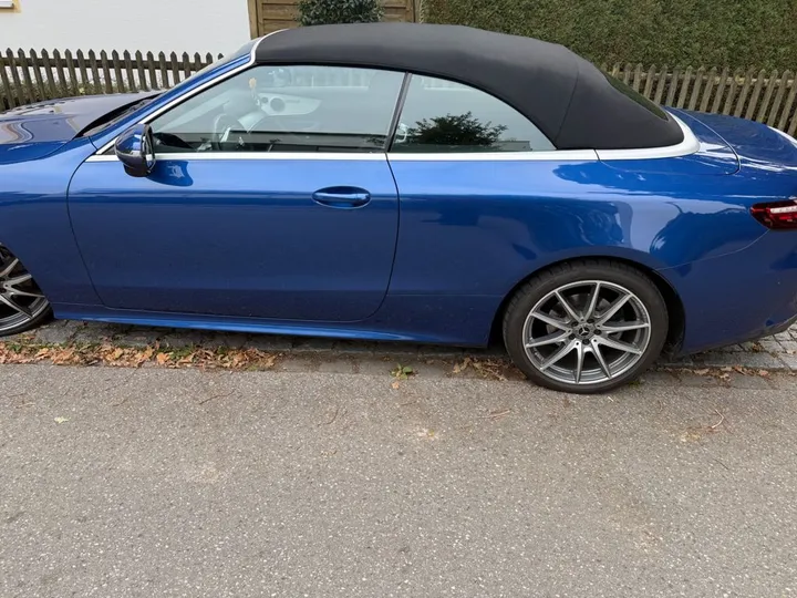 Mercedes-Benz E 220