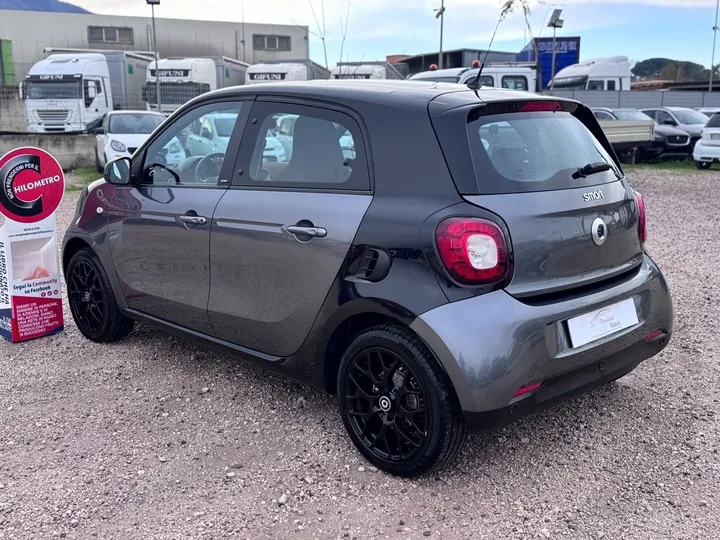 Smart ForFour