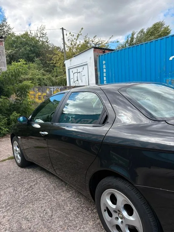 Alfa Romeo 156
