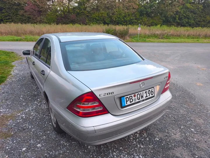 Mercedes-Benz C 200