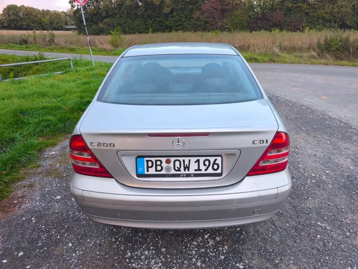 Mercedes-Benz C 200