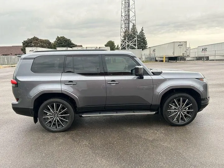 Lexus GX 550