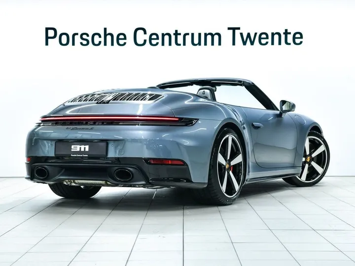 Porsche 992
