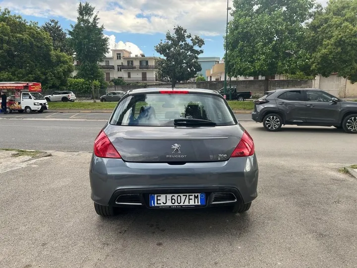Peugeot 308