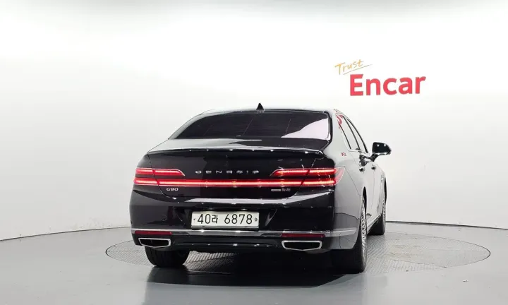 Genesis G90