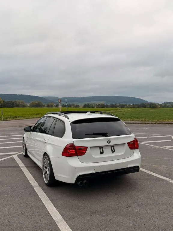 BMW 325