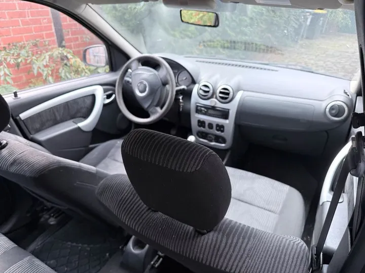 Dacia Logan