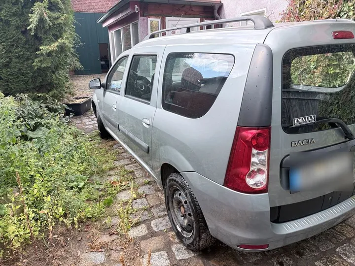 Dacia Logan
