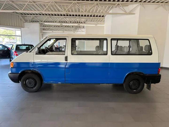 Volkswagen T4 Caravelle