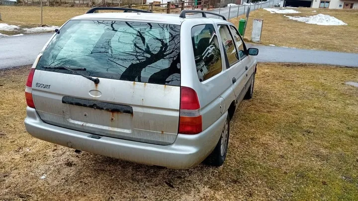 Ford Escort
