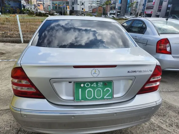 Mercedes-Benz C-Class