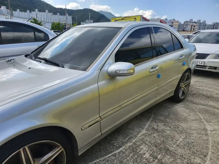 Mercedes-Benz C-Class
