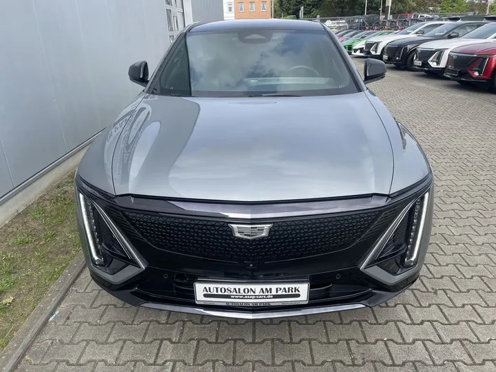 Cadillac LYRIQ