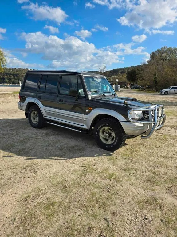 Hyundai Galloper