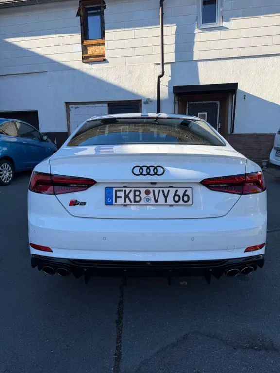 Audi S5