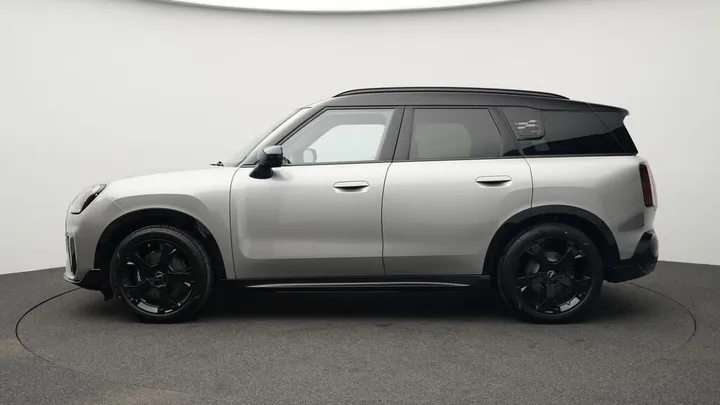 MINI Countryman SE (Cooper)