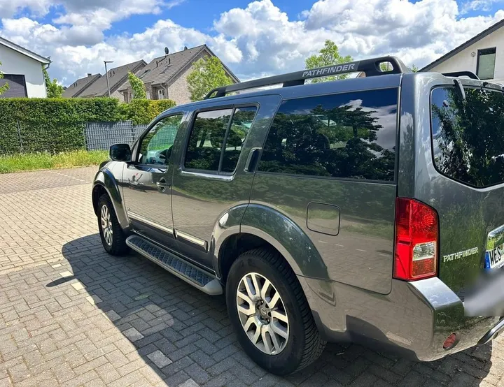 Nissan Pathfinder