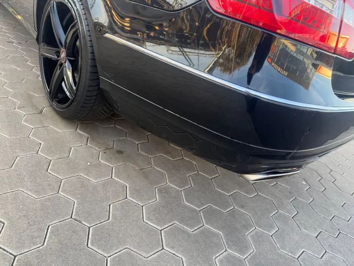 Mercedes-Benz E 250