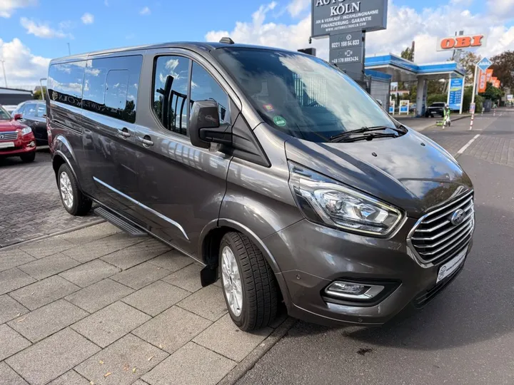 Ford Tourneo Custom