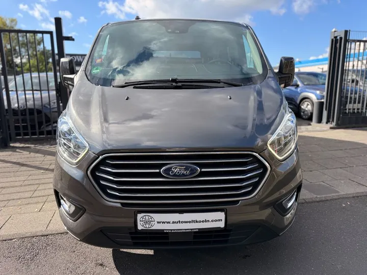 Ford Tourneo Custom