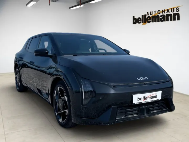 Kia EV4