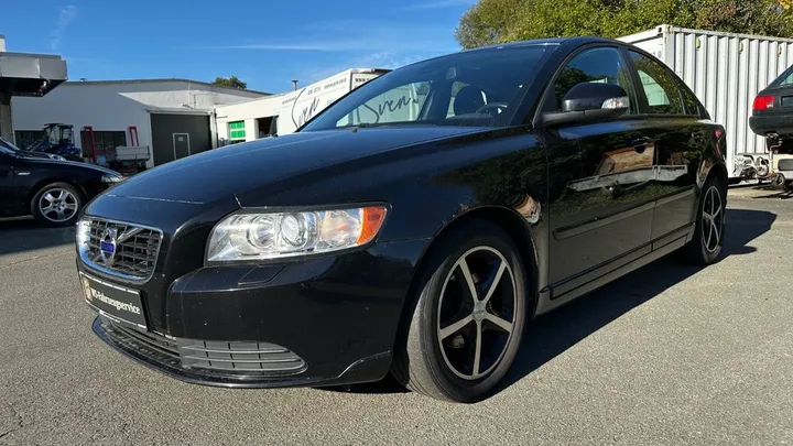 Volvo S40