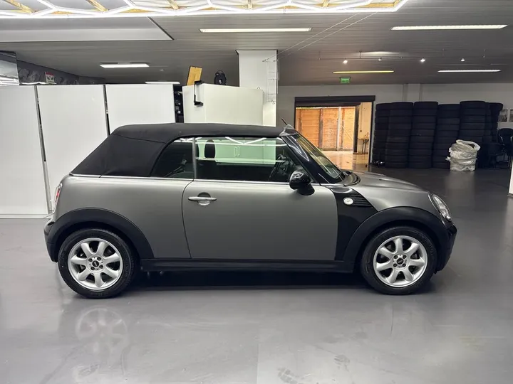 MINI Cooper Cabrio