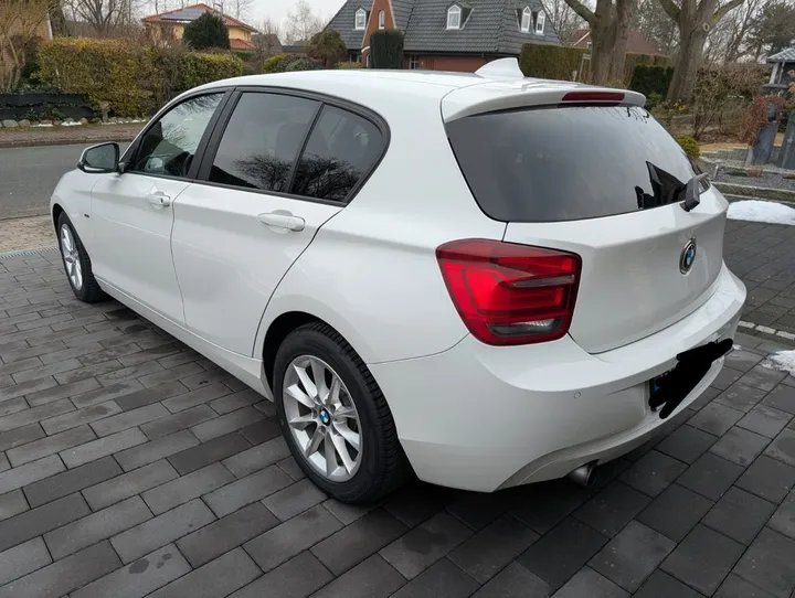 BMW 114