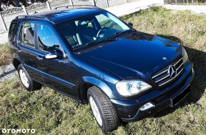 Mercedes-Benz ML 400