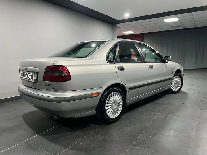 Volvo S40