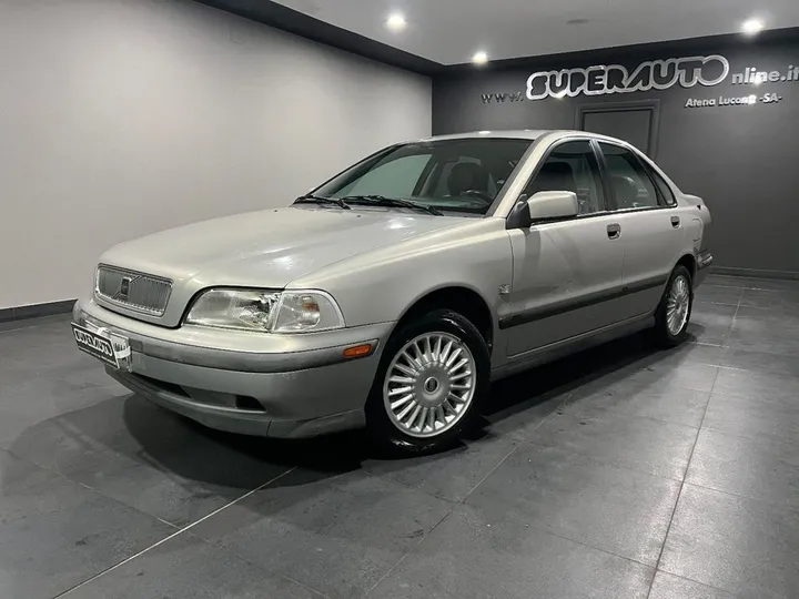 Volvo S40