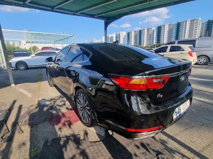 Kia K7